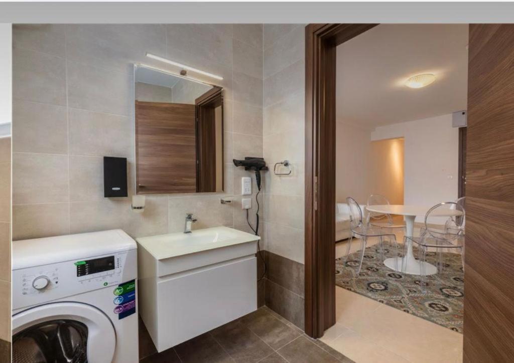 The Caves Apartments Saint Julian's Bagian luar foto