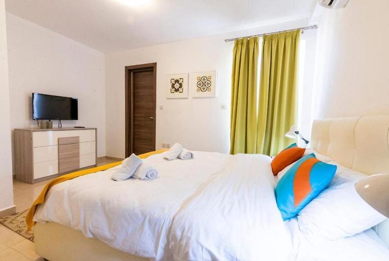 The Caves Apartments Saint Julian's Bagian luar foto