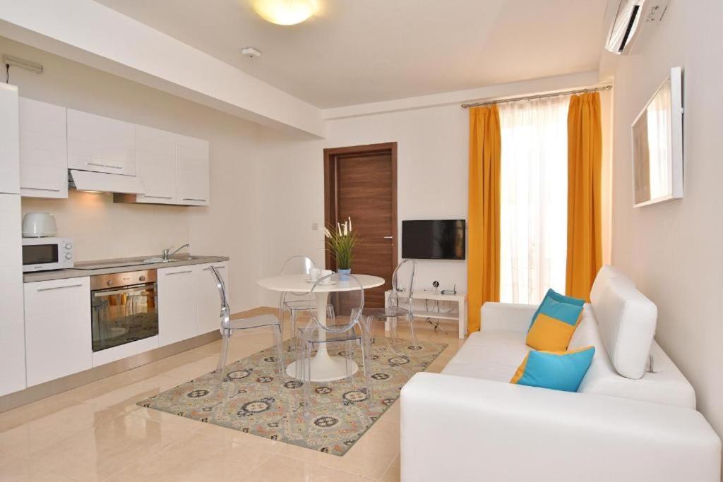The Caves Apartments Saint Julian's Bagian luar foto