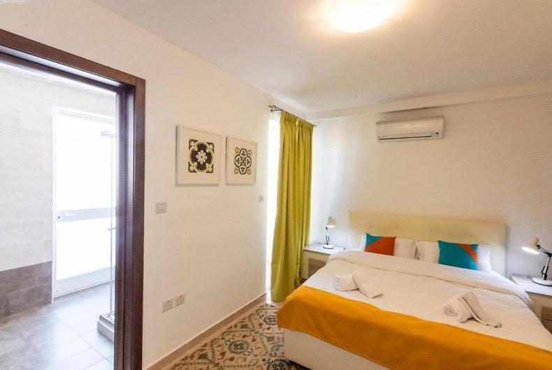 The Caves Apartments Saint Julian's Bagian luar foto